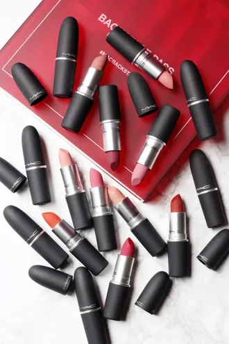 Review tất tần tật son MAC Powder Kiss đẹp mê ly, nhìn là mê