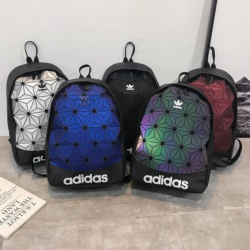Adidas là cái tên đã quá quen thuộc với người tiêu dùng trên toàn thế giới