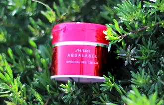 Review kem dưỡng trắng da Shiseido Aqualabel Special Gel Cream