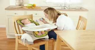 Ghế ăn dặm Chicco chính hãng giá bao nhiêu tiền ?