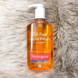 Review sữa rửa mặt Neutrogena dành cho da mụn