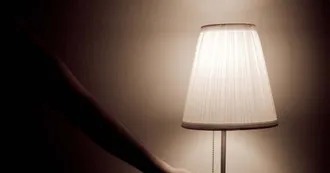 Ánh sáng đèn led bị mờ: nguyên nhân và cách khắc phục