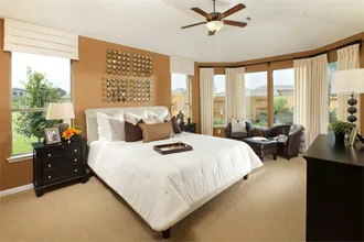 Cách chọn quạt trần trang trí đẹp cho phòng khách