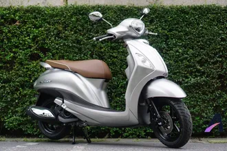 Yamaha Grande Hybrid: mẫu xe máy hiện đại của năm 2020