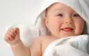 7 mẹo chăm sóc bé 0–3 tuổi an toàn mùa nóng bố mẹ cần biết