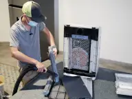 Vệ sinh màng lọc HEPA đúng cách để máy lọc không khí bền hơn