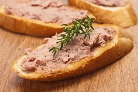 Pate ngon hiện nay nên chọn loại nào? Gợi ý 10 pate gan và pate rau củ dễ mua