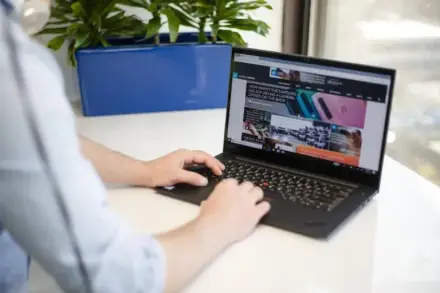 Laptop cũ dưới 3 triệu: chọn cấu hình phù hợp cho sinh viên
