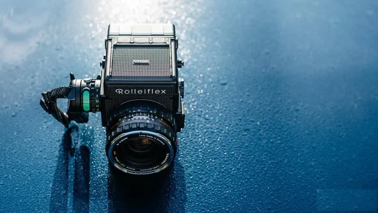 Máy Ảnh Film Là Gì? Các Loại Máy Ảnh Film Giá Rẻ