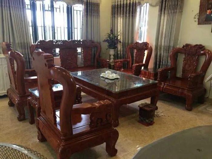 Những mẫu bàn ghế gỗ phòng khách dưới 10 triệu đáng để mua nhất