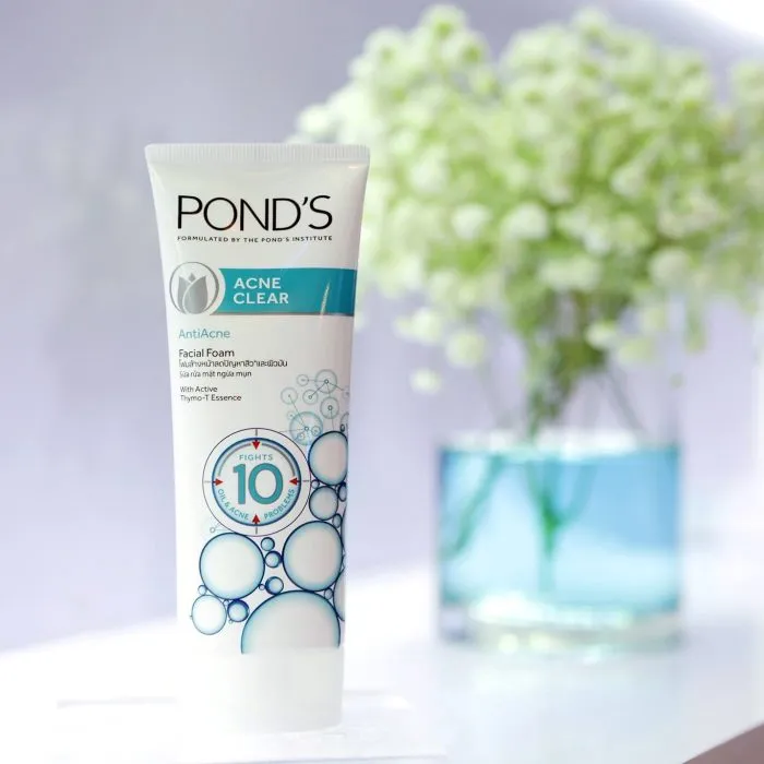 Review tất tần tật gel trị mụn Pond’s – Cứu tinh của nàng da mụn