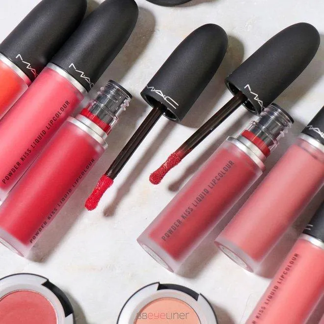 Bộ sưu tập son MAC Powder Kiss