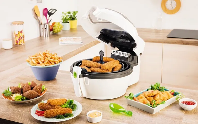 Nồi chiên không dầu Sharp thiết kế sang trọng, dễ sử dụng