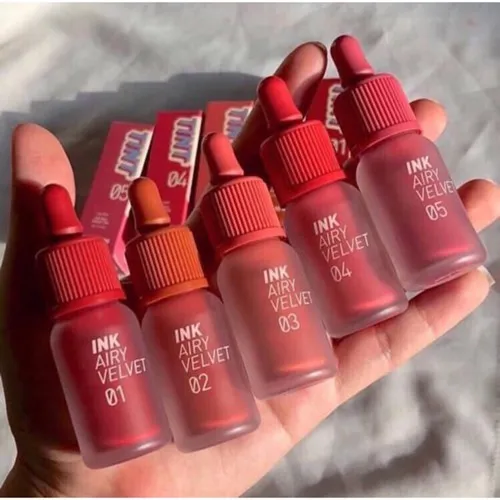 Thiết kế lọ mực đặc trưng của son Peripera Ink Airy Velvet