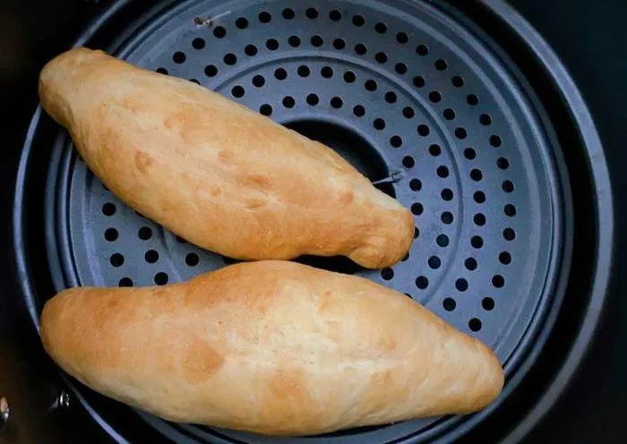 Bật mí cách làm bánh mì bằng nồi chiên không dầu ngon như ngoài hàng