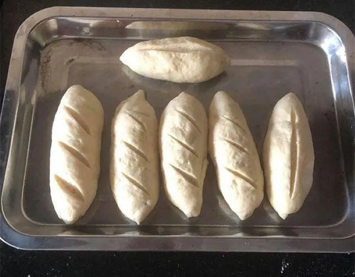 Tạo hình bánh mỳ