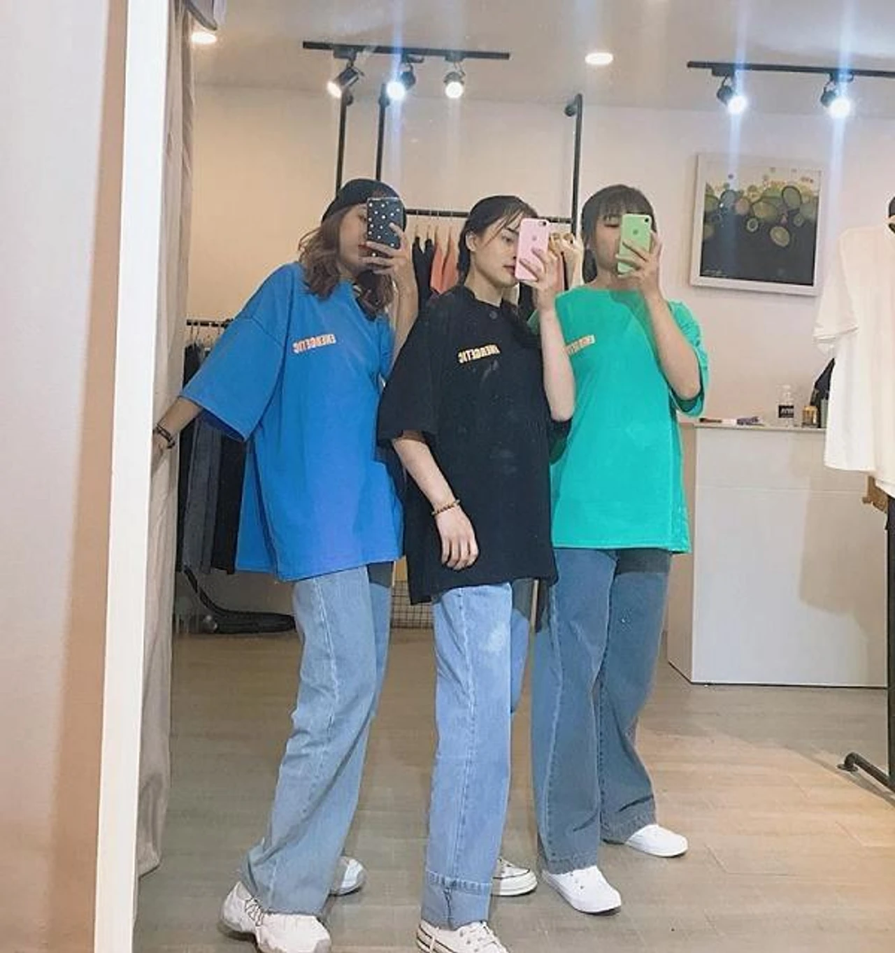 Áo phông oversize mix quần jean