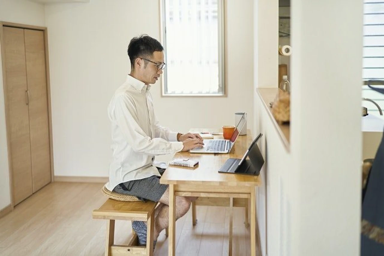 Chọn kích thước bàn phù hợp với thiết bị