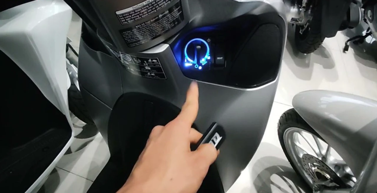 Khởi động và vận hành SH Mode bằng SMARTKEY