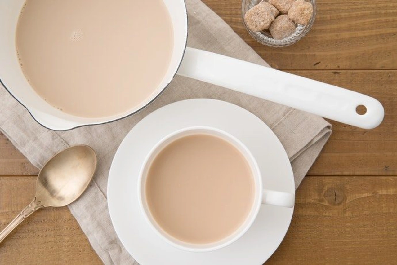 Tự làm trà sữa gừng