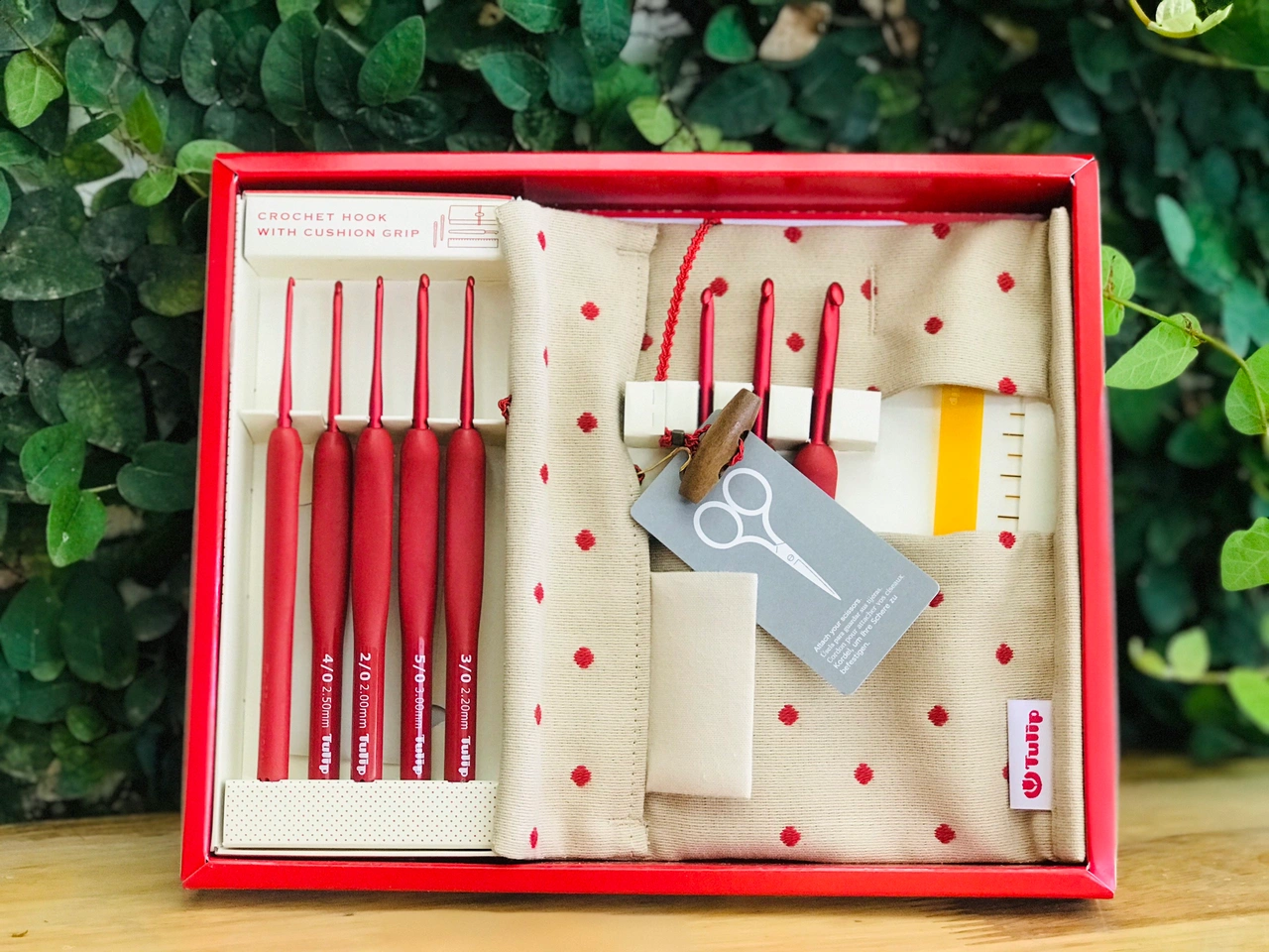 Bộ kim móc Tulip Etimo Red