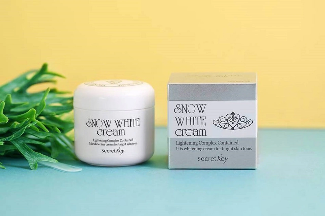 Review kem Snow White Cream: Có thực sự dưỡng trắng da hiệu quả không?