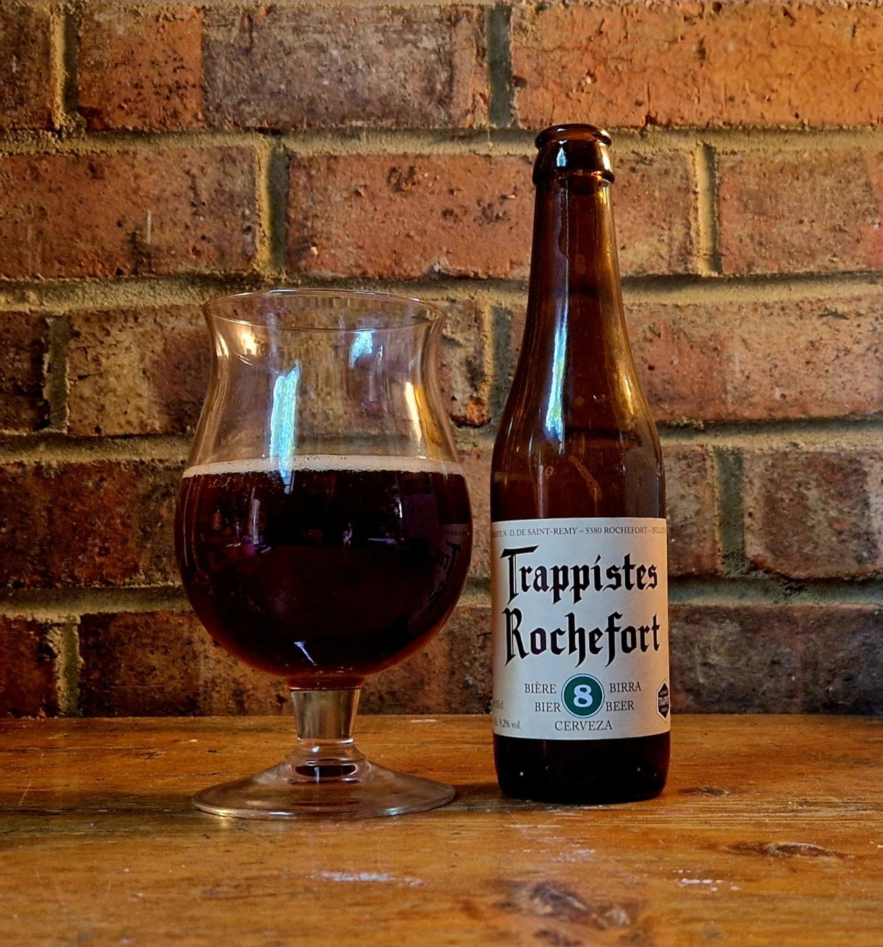 Bia Trappist hảo hạng màu đen