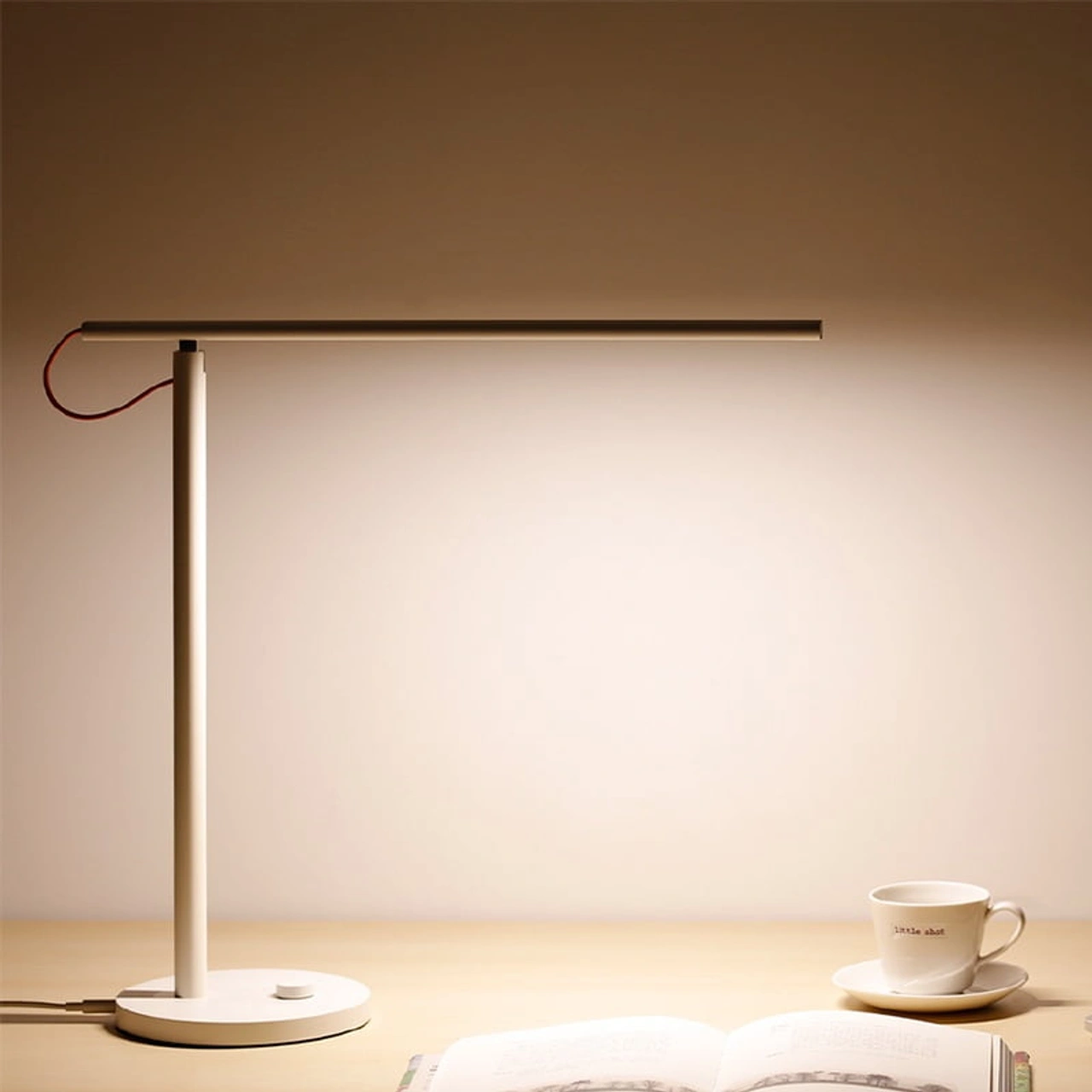 Đèn bàn Xiaomi Mi LED
