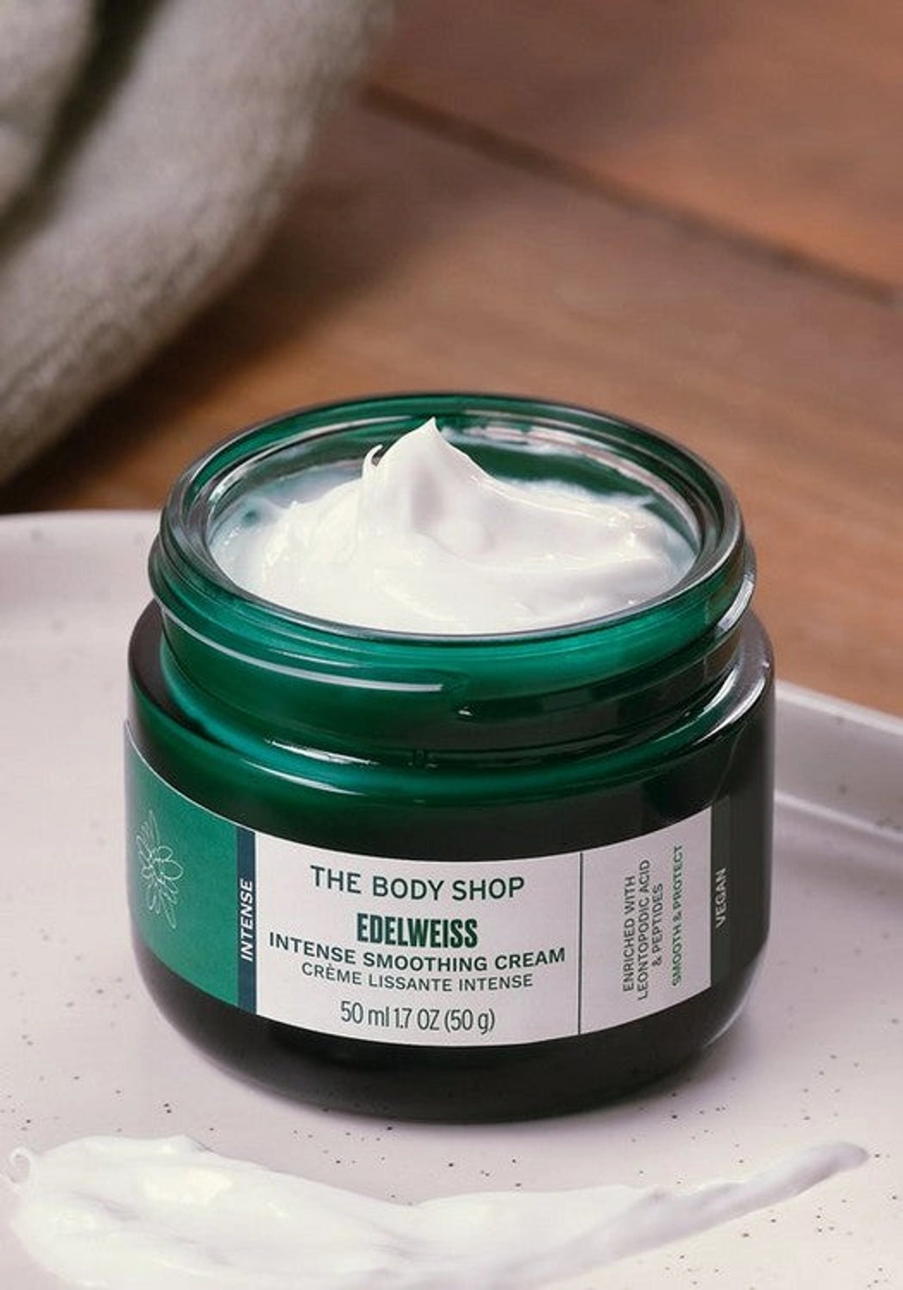 Kem dưỡng da The Body Shop Edelweiss Intense Smoothing Cream hoa nhung tuyết peptide tự nhiên chống lão hóa