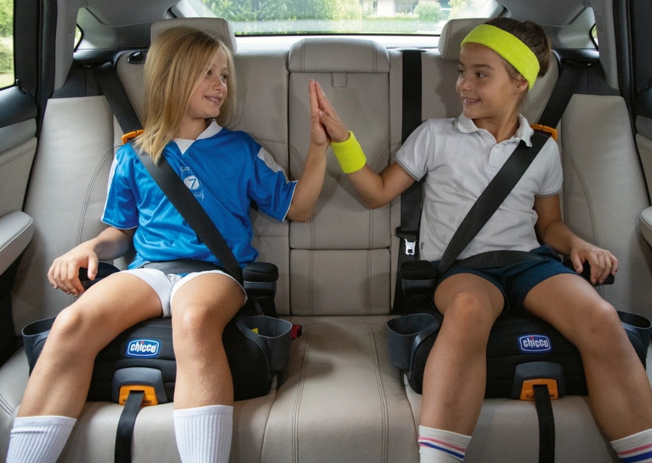 Việt Nam chính thức bắt buộc sử dụng ghế an toàn cho trẻ em trên ô tôt từ tháng 7/2026