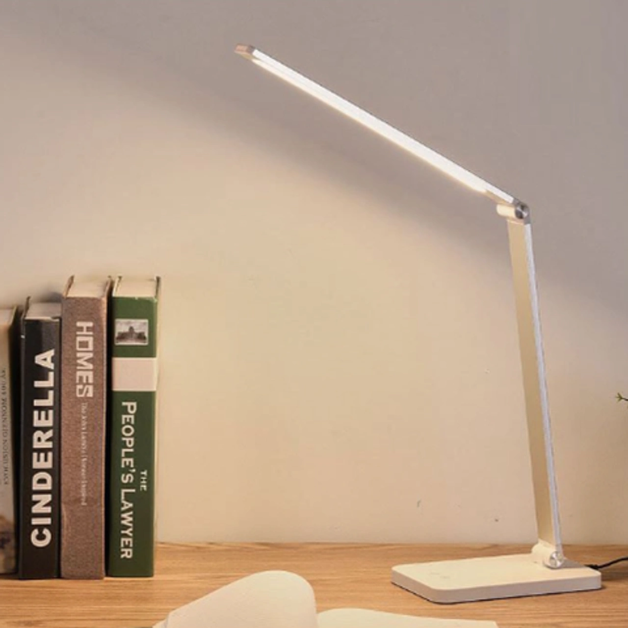 Đèn bàn chống cận Hezo MT-856