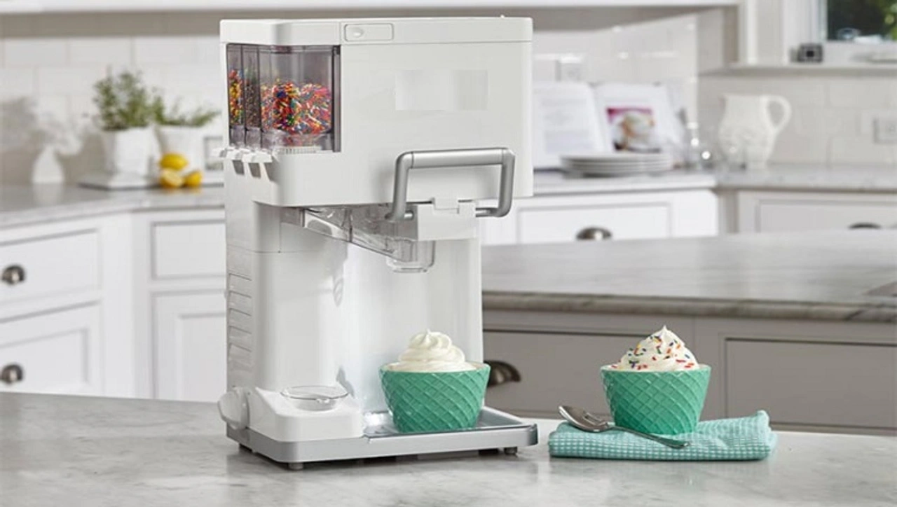 Top 6 máy làm kem gia đình tốt nhất, giá từ 750K