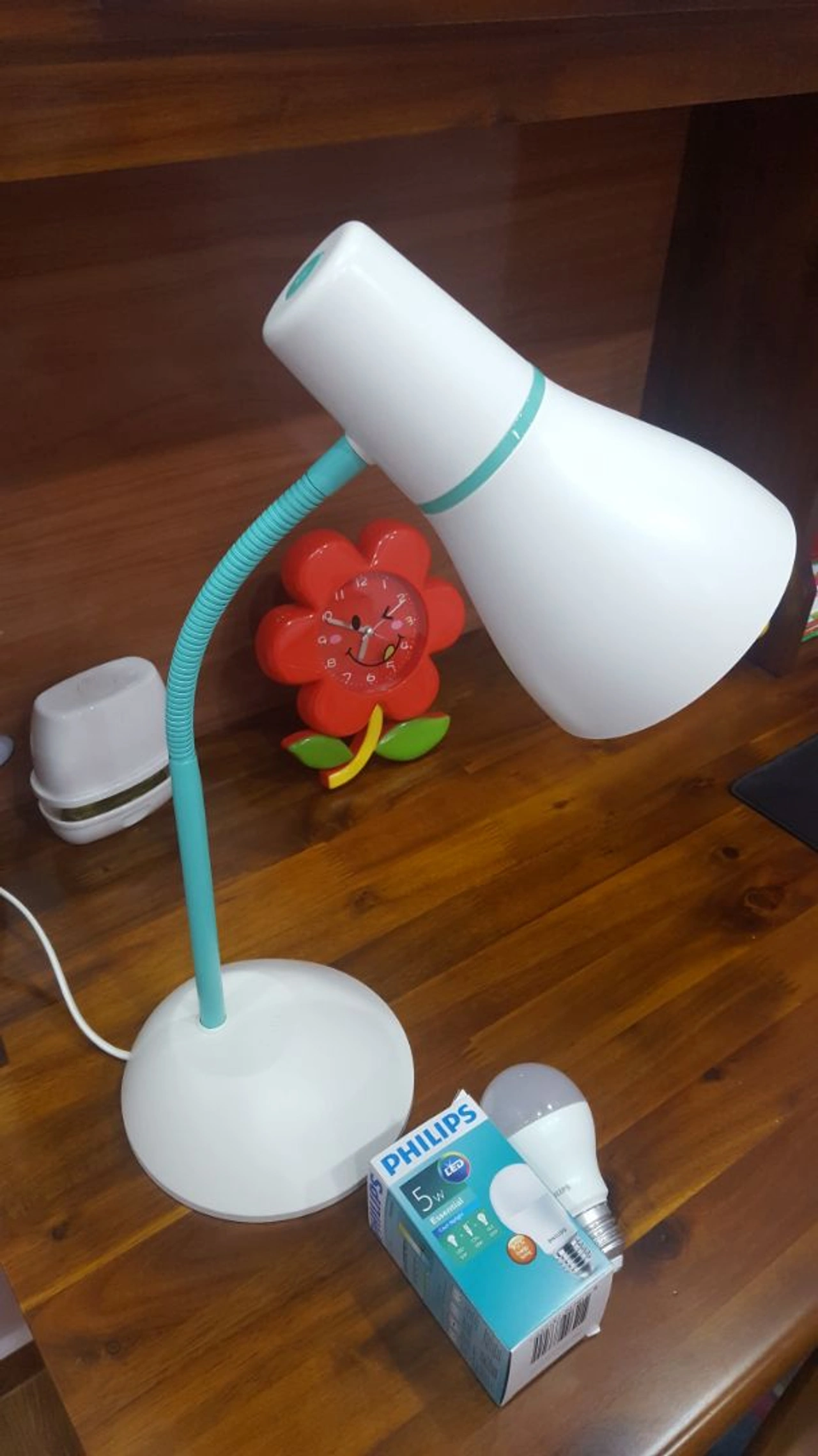 Đèn bàn Philips Billy 71570