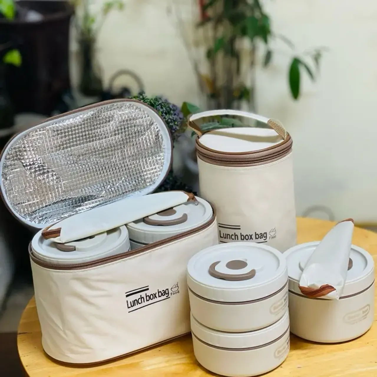 Tiêu chí chọn hộp cơm giữ nhiệt tốt bền kín cho văn phòng học sinh