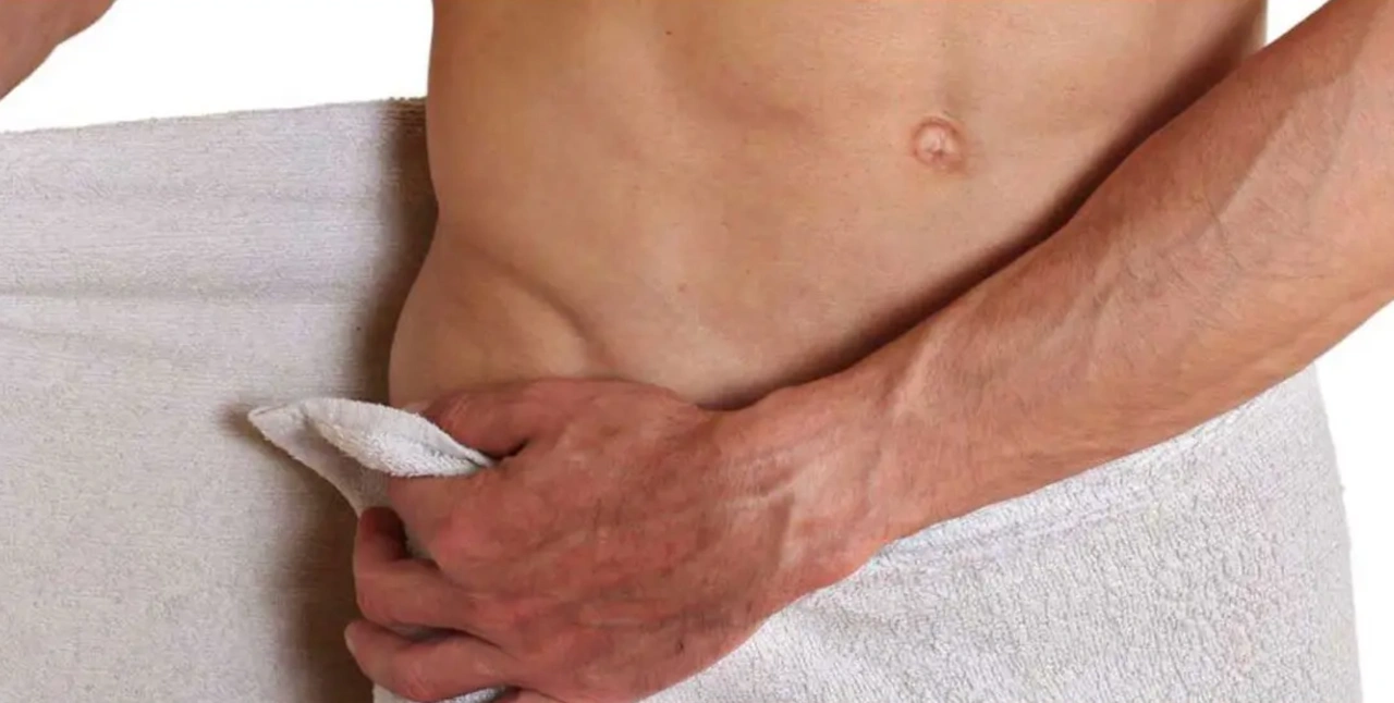 Wax sau khi tắm nước ấm giúp lông ra dễ hơn và ít đau hơn