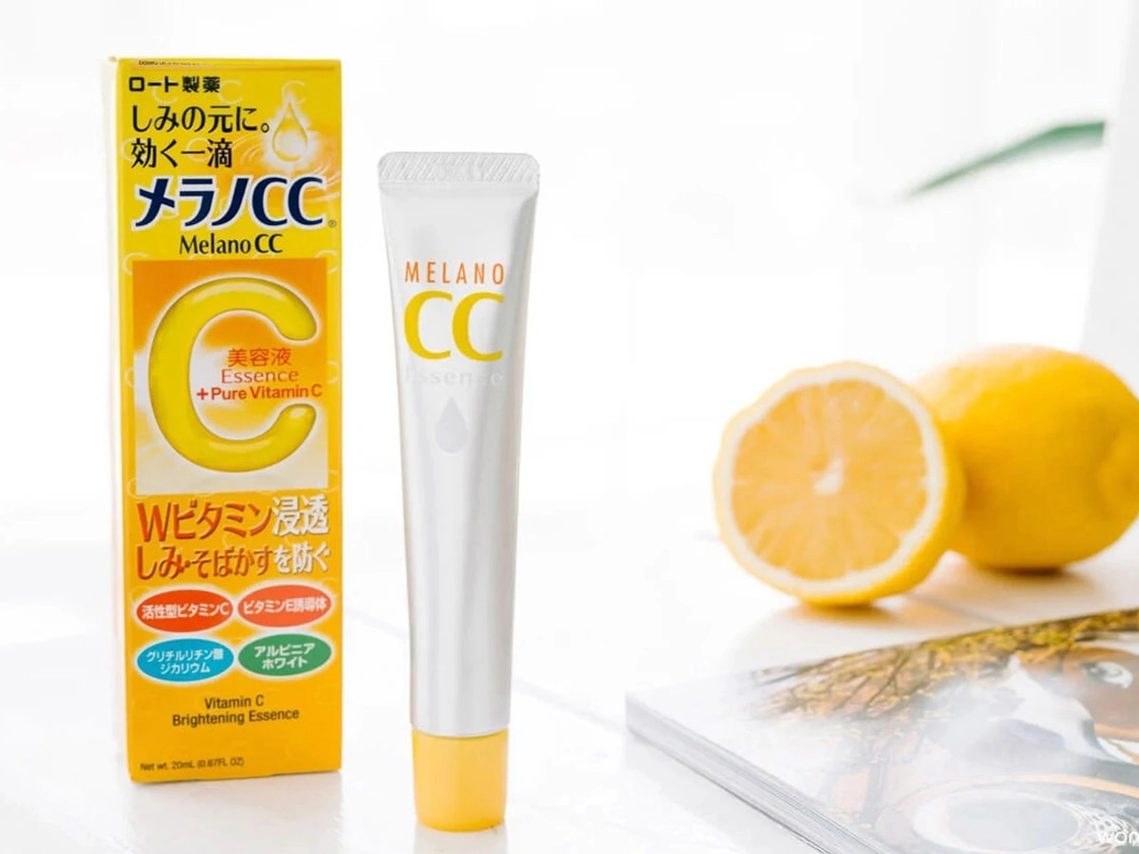 Melano CC Whitening Essence serum vitamin C Nhật Bản