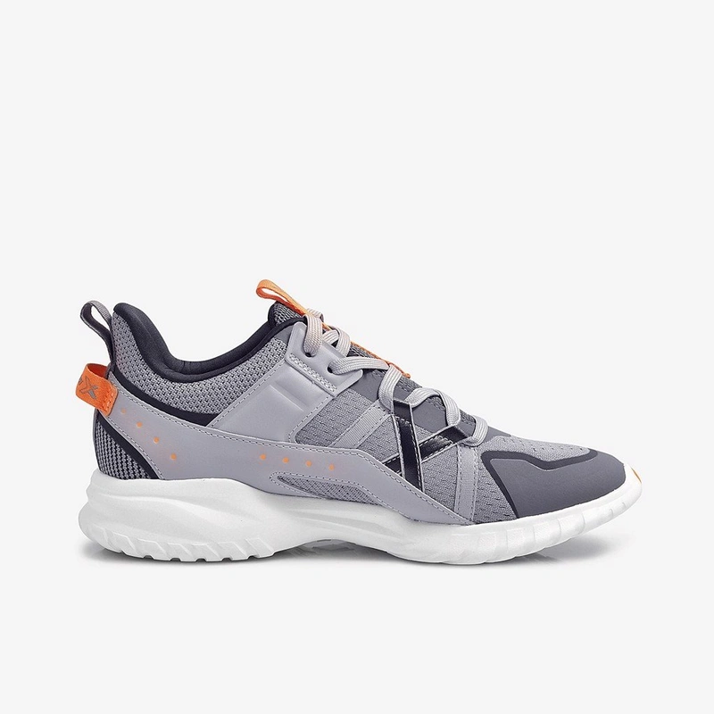 Biti's Hunter X sneaker nữ đế cao