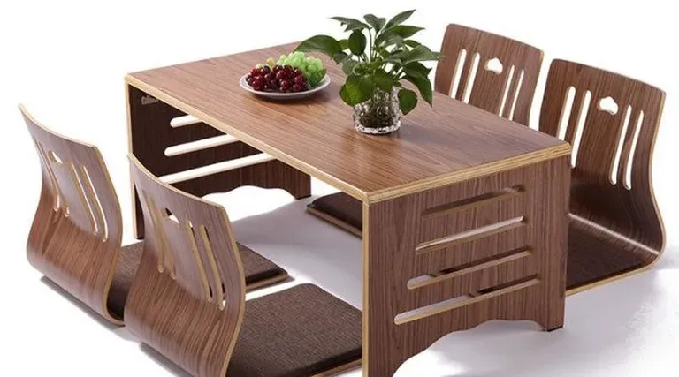Bộ bàn ghế bệt kiểu Nhật gỗ công nghiệp giá khoảng 3 triệu cho phòng khách nhỏ